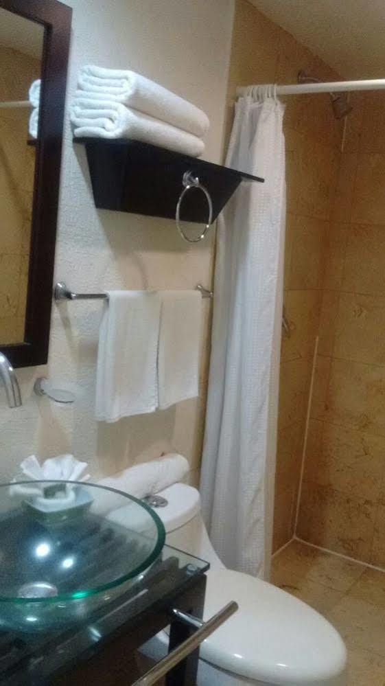 Madero Suites Coatzacoalcos Extérieur photo