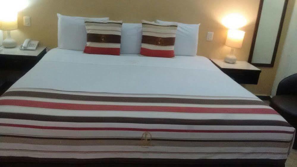 Madero Suites Coatzacoalcos Extérieur photo