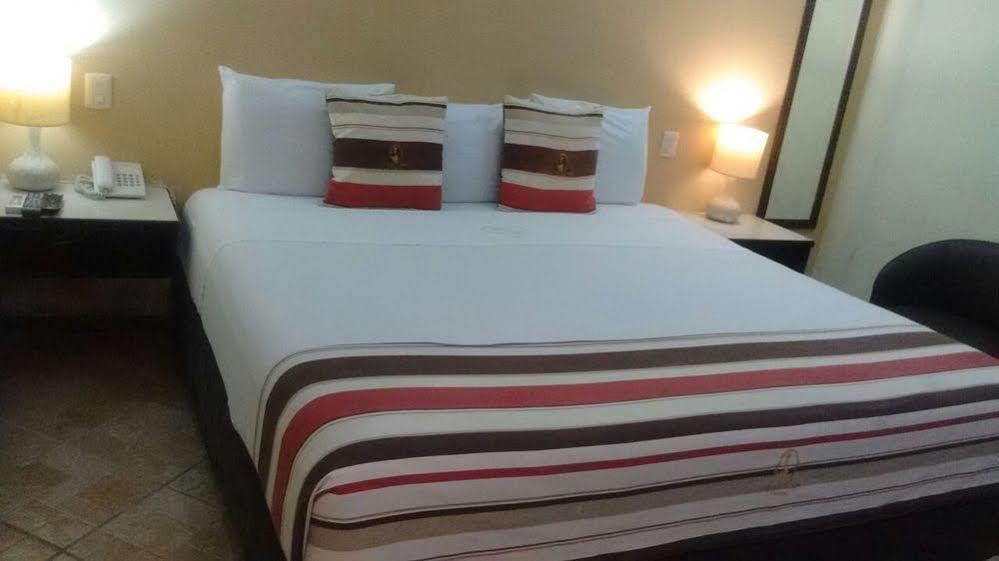 Madero Suites Coatzacoalcos Extérieur photo